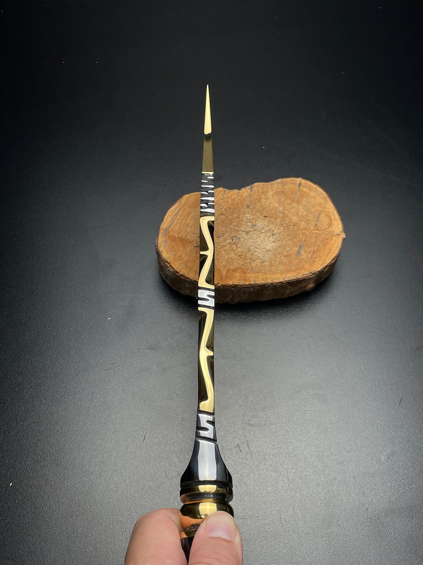 “The Crown Fang” – Partial Gold Custom Knife