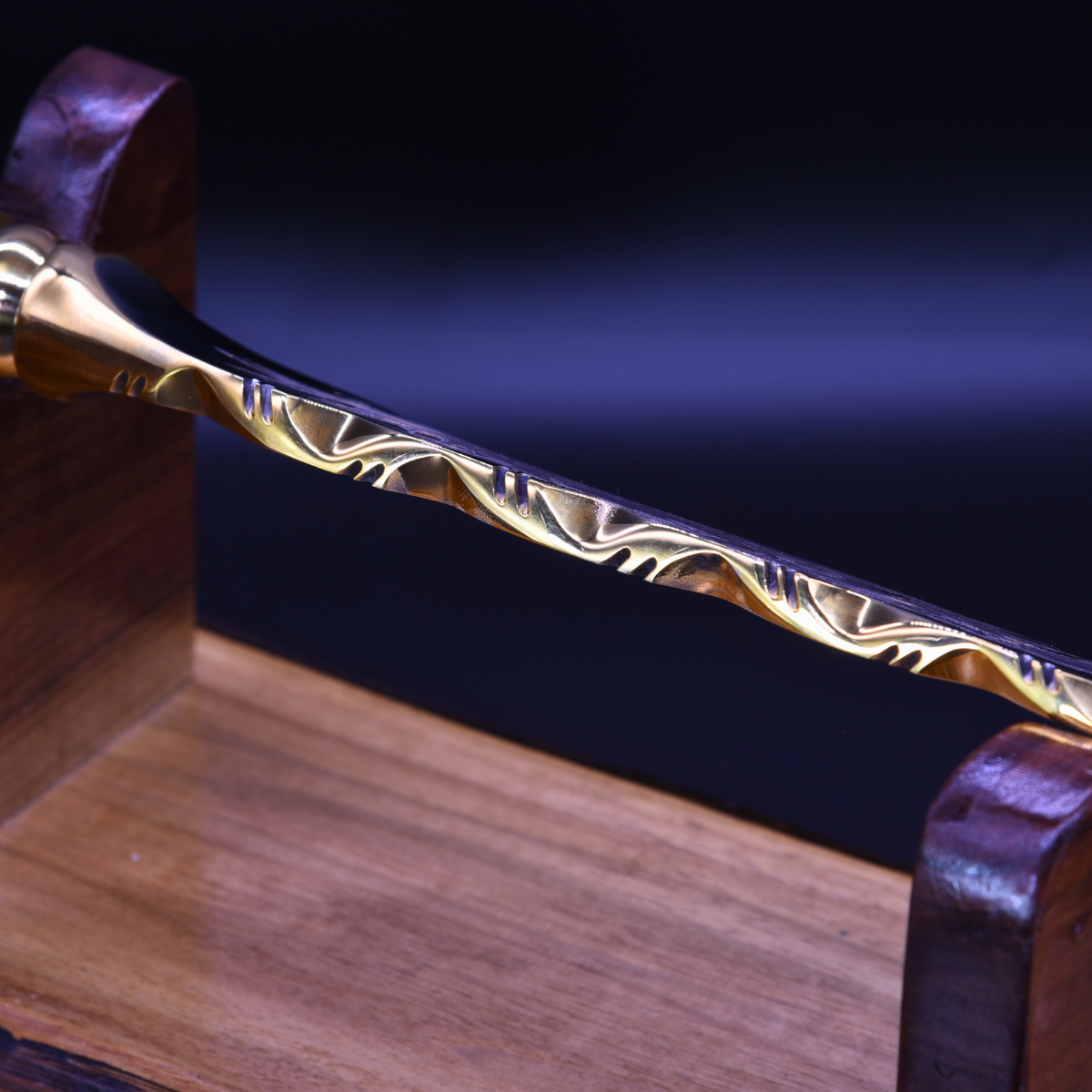 "The Chief" — Full Gold Collector Knife