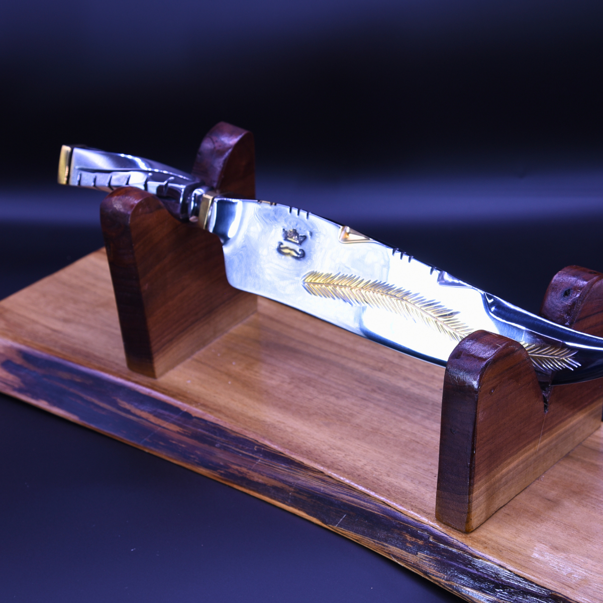 "The Feather" —Partial Gold Collector Knife