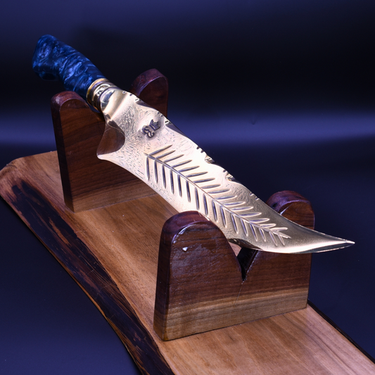 "The Frostleaf" — Full Gold Collector Knife