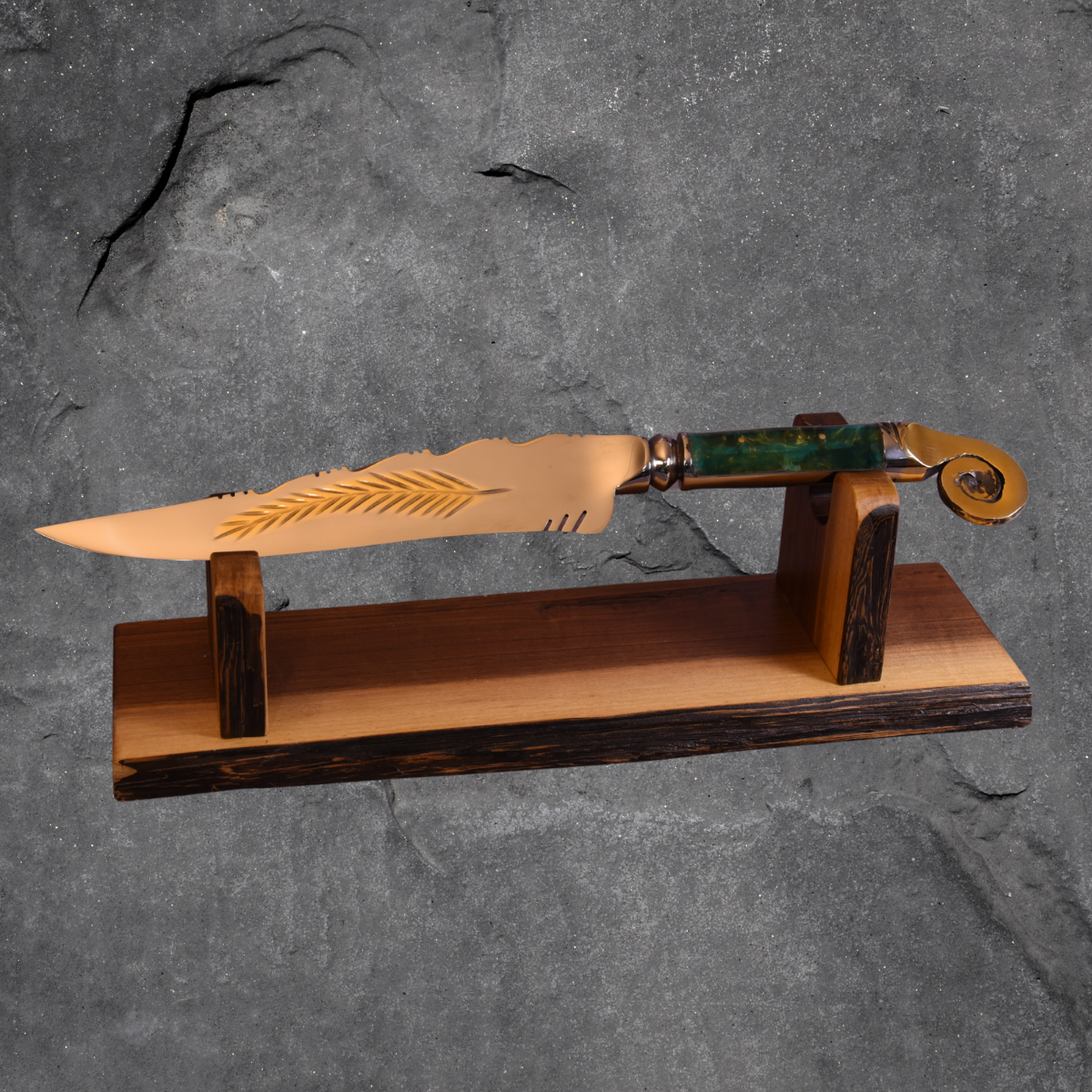 The Serpent's Spiral — Partial Gold Collector's Blade