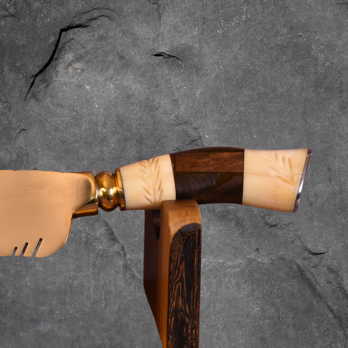 The Crowned Stag — Partial Gold Collector's Blade