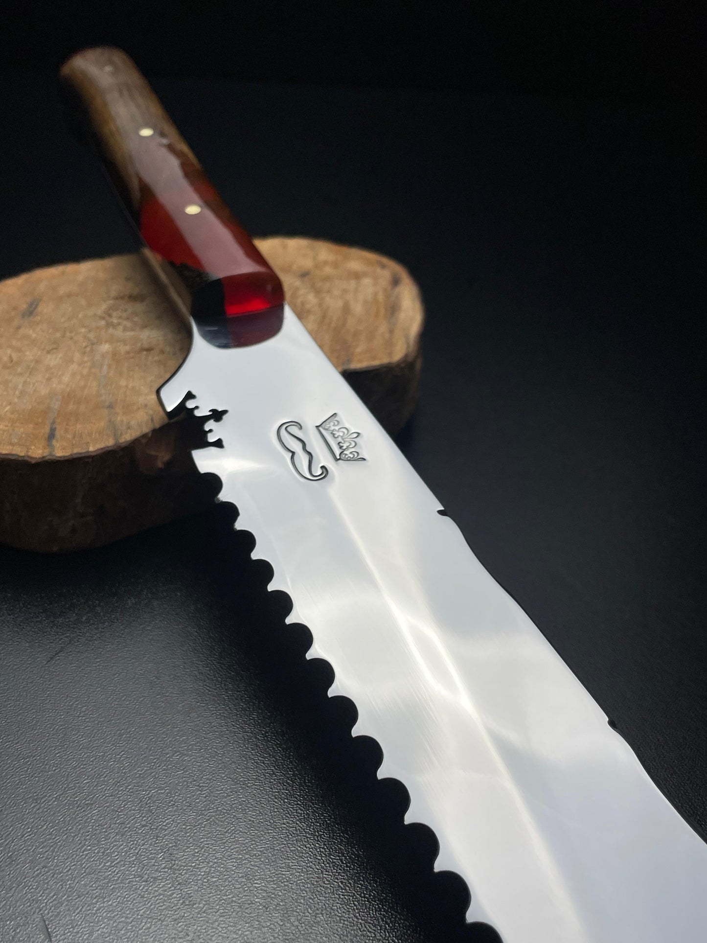 The Serrated Carver | Artisan Knife | Brazilian Blade | OWN THE FIRE™