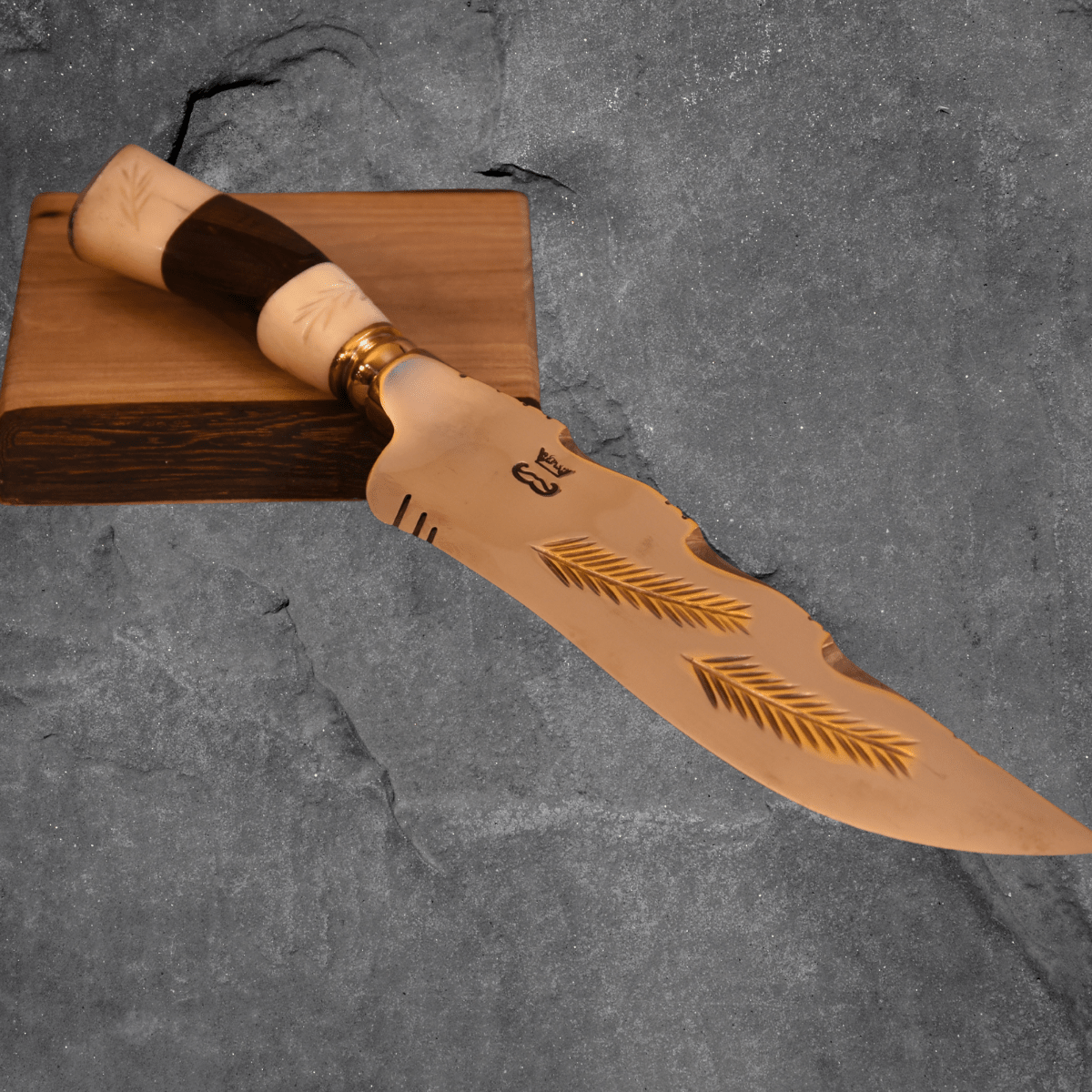 The Crowned Stag — Partial Gold Collector's Blade - OwnTheFire™