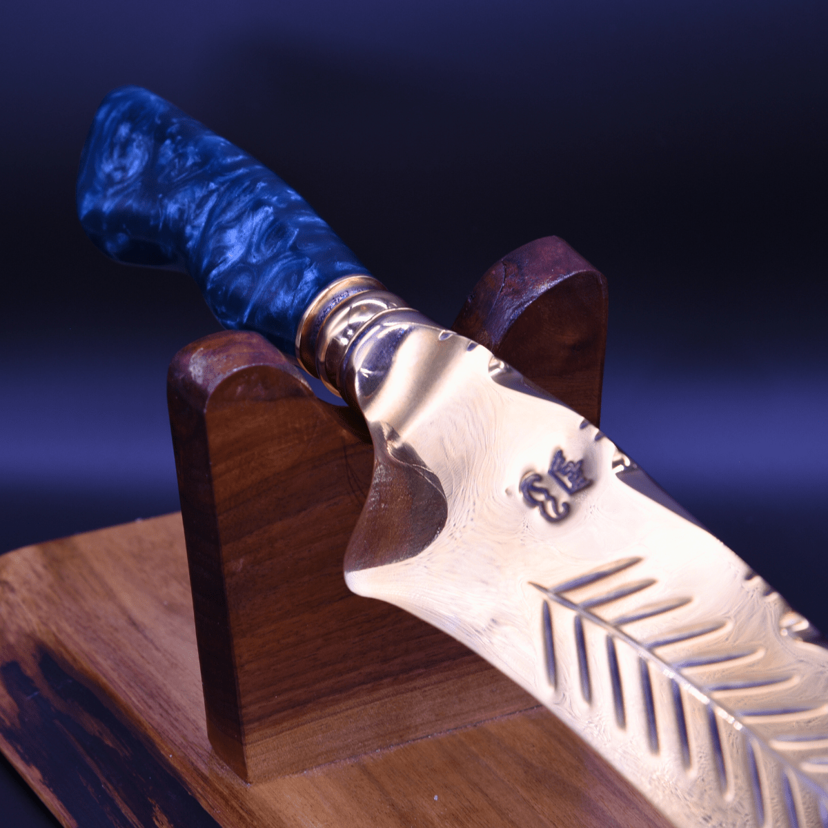 "The Frostleaf" — Full Gold Collector Knife - OwnTheFire™
