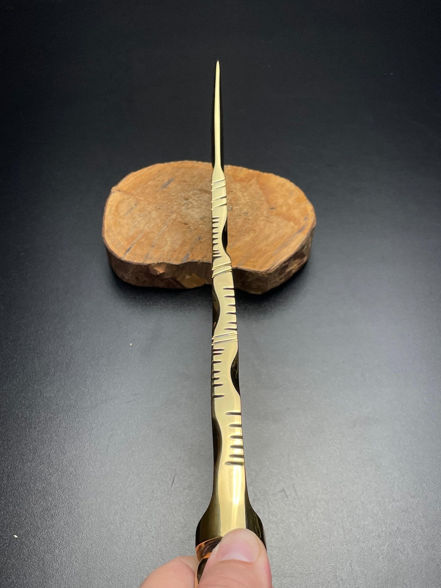 The Sovereign | Brazilian Artisan Knife | OWN THE FIRE™ - OwnTheFire™
